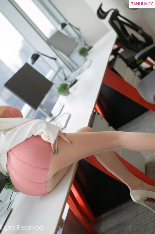 杨晨晨 sugar小甜心CC [XIUREN]高清写真图 2019.10.21 杨晨晨sugar第13张图片